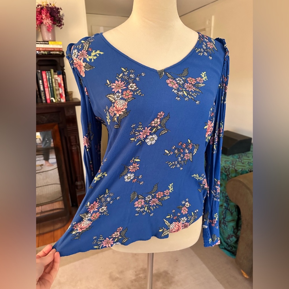Ann Taylor LOFT Nylon Long Sleeve Blouse, Blue with Pink Floral Print, Size SP